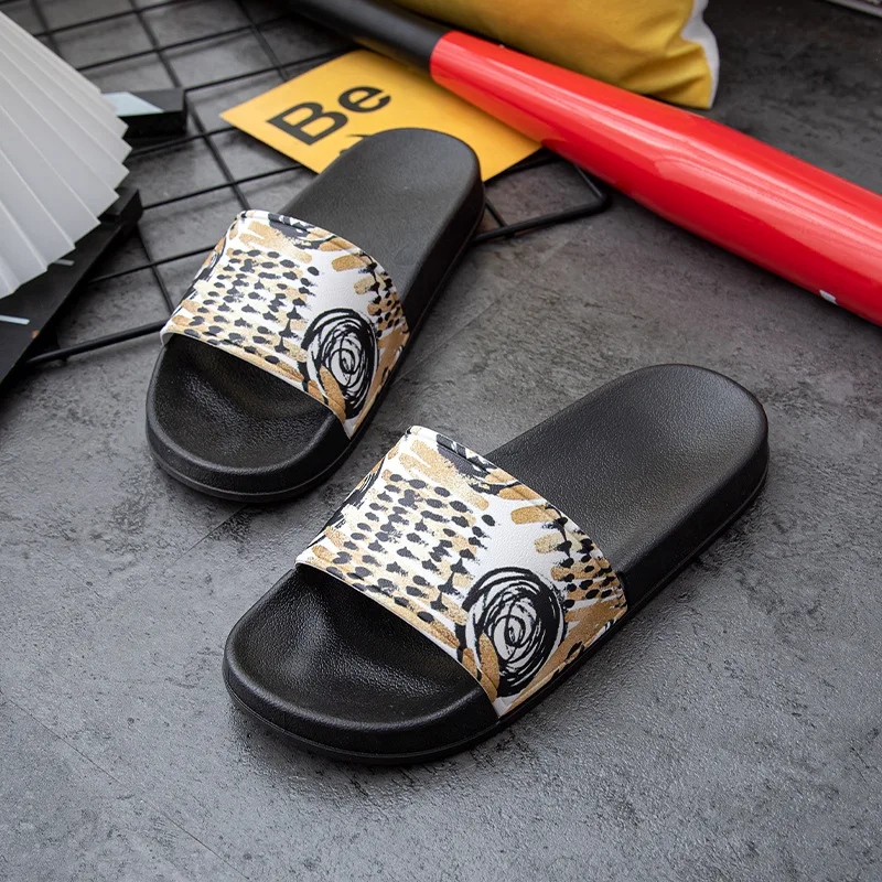 2022 European and American women summer ok home fashion all-match flip flops 3269
2022 European and American women summer ok home fashion all-match flip flops 3269