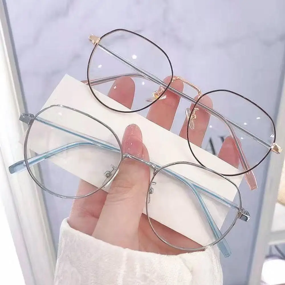 Women Durable Portable Eye Protection Computer Goggles Anti-Blue Light Glasses Ultra Light Frame Oversized Eyeglasses
Women Durable Portable Eye Protection Computer Goggles Anti-Blue Light Glasses Ultra Light Frame Oversized Eyeglasses