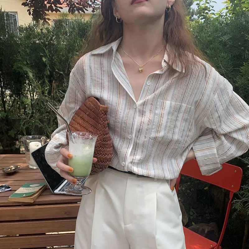 Vintage Simple Striped Shirts Women Summer Long Sleeve Turn Down Collar Office Lady Blouses Harajuku Single Breasted Thin Tops
Vintage Simple Striped Shirts Women Summer Long Sleeve Turn Down Collar Office Lady Blouses Harajuku Single Breasted Thin Tops
