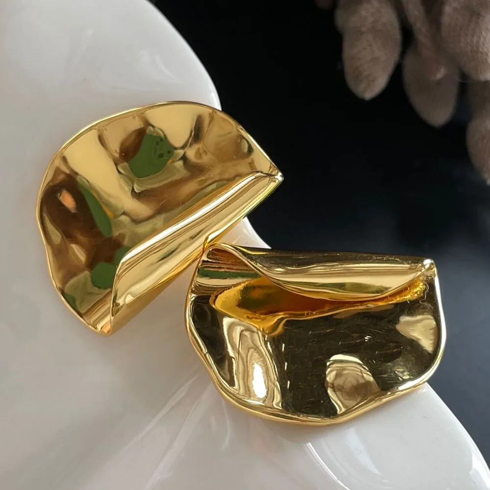 Big Stud Earrings 18k Gold plated Hypoallergenic Unique Elements Statement Earring for Women Girls Jewelry Gifts
Big Stud Earrings 18k Gold plated Hypoallergenic Unique Elements Statement Earring for Women Girls Jewelry Gifts