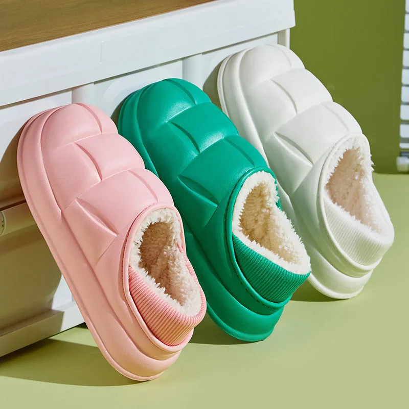 WDZKN 2023 Winter Warm Slippers Women Home Cotton Shoes Indoor Outside Waterproof Thick Bottom Plush Solid Color Warm Shoes
WDZKN 2023 Winter Warm Slippers Women Home Cotton Shoes Indoor Outside Waterproof Thick Bottom Plush Solid Color Warm Shoes