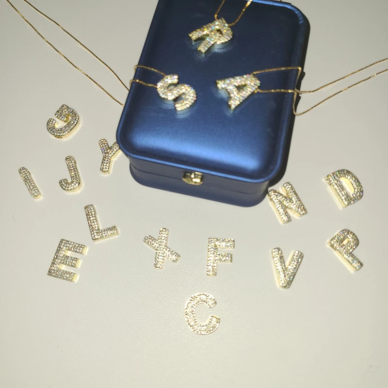 Grandbling Cursive 26 Initial Letter Pendant Necklace High Quality 5A Cubic Zirconia CZ Alphabet with Adjustable Box Chain
Grandbling Cursive 26 Initial Letter Pendant Necklace High Quality 5A Cubic Zirconia CZ Alphabet with Adjustable Box Chain