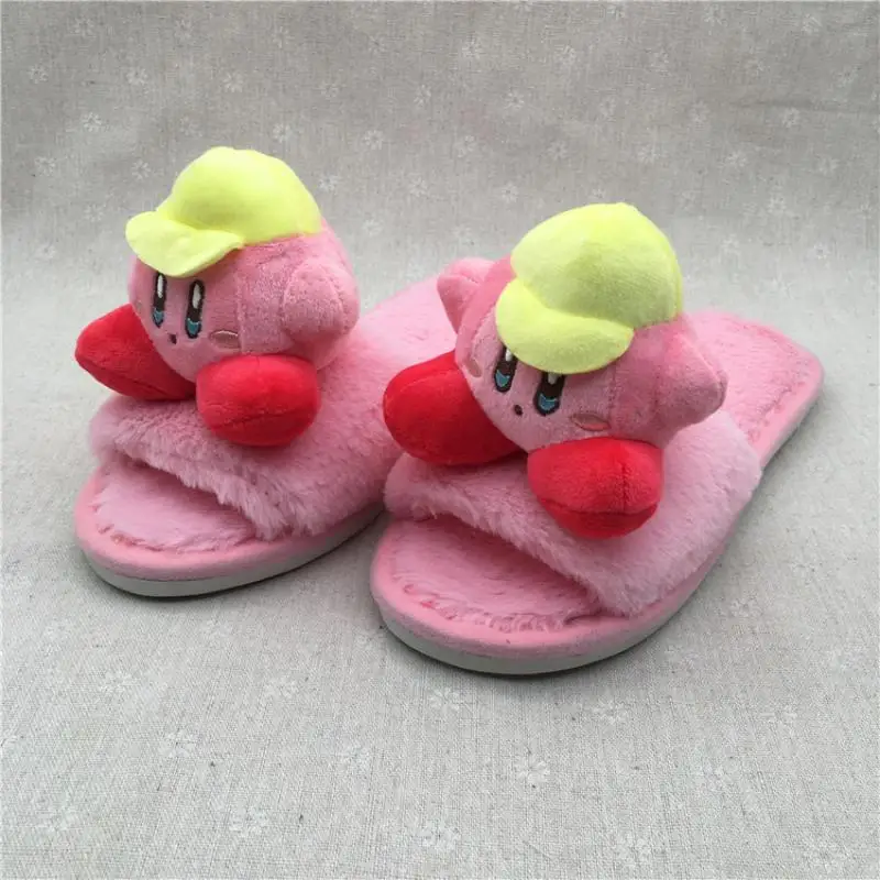 Kawaii Kirby мультфильм милые Аниме периферийные устройства Мао креативная осень и зима Нескользящая плюшевая кукла обувь Домашние тапочки
Kawaii Kirby мультфильм милые Аниме периферийные устройства Мао креативная осень и зима Нескользящая плюшевая кукла обувь Домашние тапочки