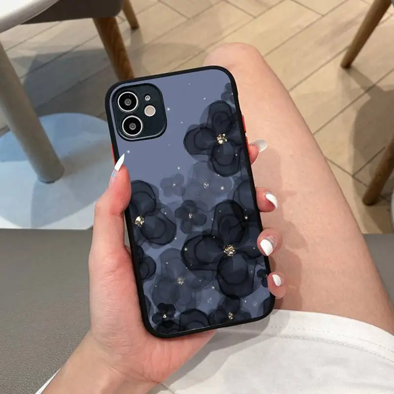 Fashion Luxury Flower Phone Case for iPhone X XR XS 7 8 Plus 11 12 13 pro MAX 13mini Translucent Matte Case
Fashion Luxury Flower Phone Case for iPhone X XR XS 7 8 Plus 11 12 13 pro MAX 13mini Translucent Matte Case
