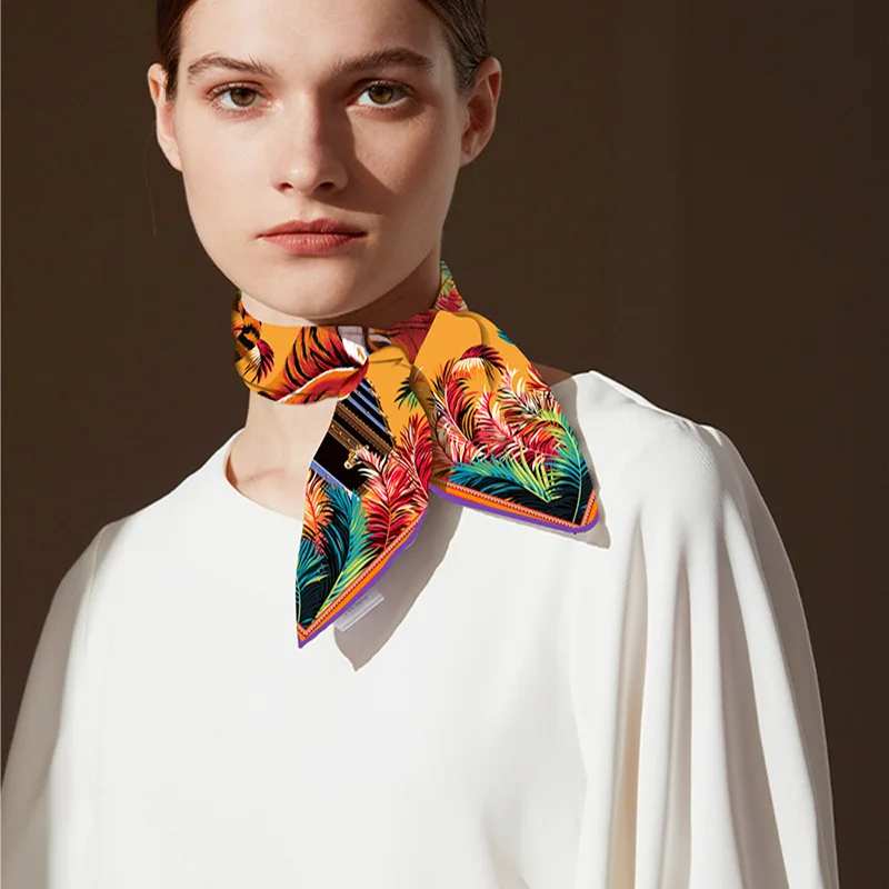 Phoenix Flower Print Small Square Scarf Spring and Autumn Versatile Retro French Decorative Silk Scarves Hair Bands
Phoenix Flower Print Small Square Scarf Spring and Autumn Versatile Retro French Decorative Silk Scarves Hair Bands