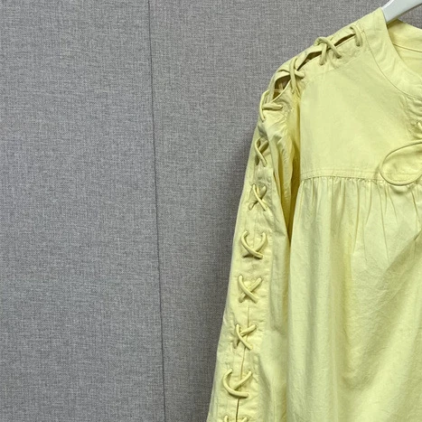 2023 New Women Shirt Side Strap Lantern Sleeve Tie Loose Cotton Shirt Spring and Summer
2023 New Women Shirt Side Strap Lantern Sleeve Tie Loose Cotton Shirt Spring and Summer