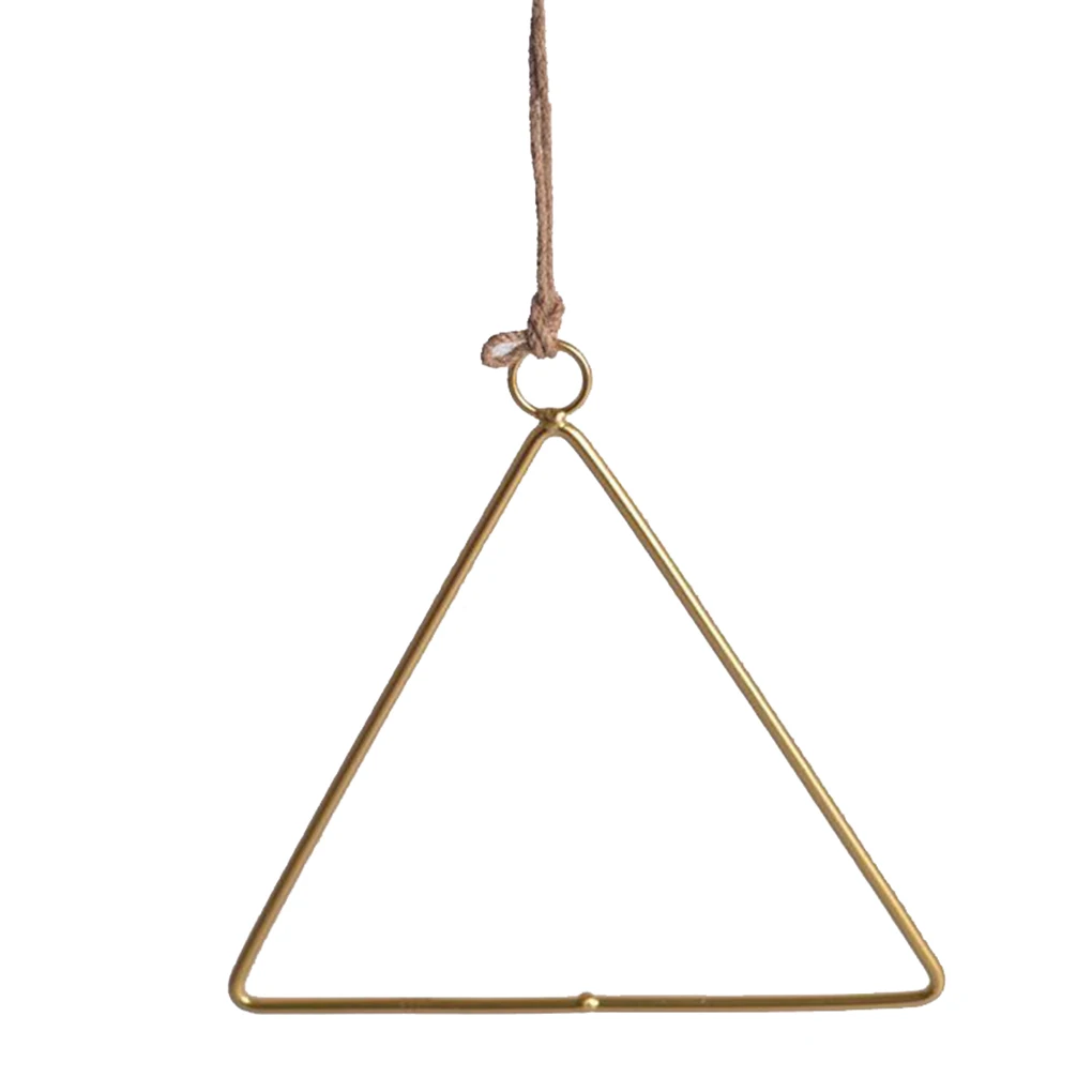 Золотой кованый железный венок в скандинавском стиле, воздушный геометрический обруч, подвеска для дома, стены, свадьбы, «сделай сам», насте...
Золотой кованый железный венок в скандинавском стиле, воздушный геометрический обруч, подвеска для дома, стены, свадьбы, «сделай сам», насте...