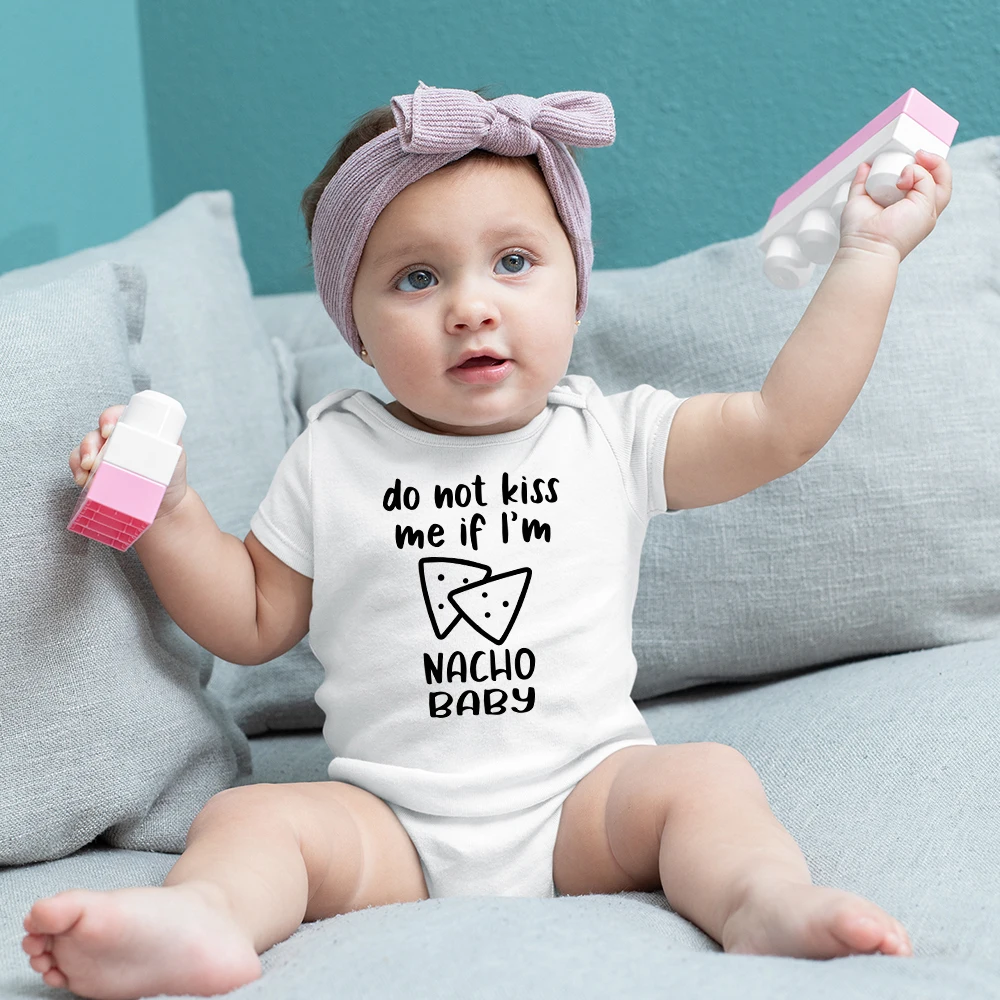 Newborn Romper Letter Print "DO Not Kiss Me If Nacho Baby" Summer Short Sleeve White Cotton Bodysuit Casual Infant Jumpsuit
Newborn Romper Letter Print "DO Not Kiss Me If Nacho Baby" Summer Short Sleeve White Cotton Bodysuit Casual Infant Jumpsuit