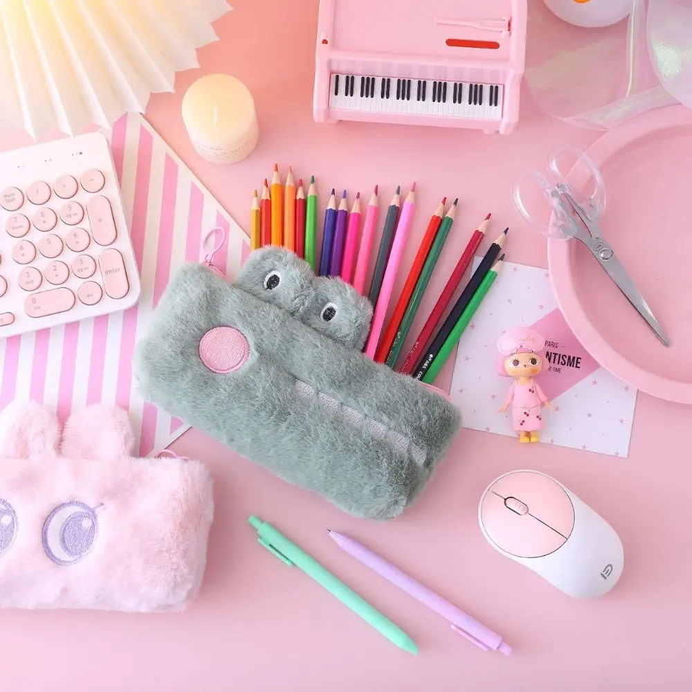 Capacity Cosmetics Storage Bag School Supplies Student Stationary Stationery Bag Pencil Pouch Desktop Storage Bag Pencil Bag
Capacity Cosmetics Storage Bag School Supplies Student Stationary Stationery Bag Pencil Pouch Desktop Storage Bag Pencil Bag