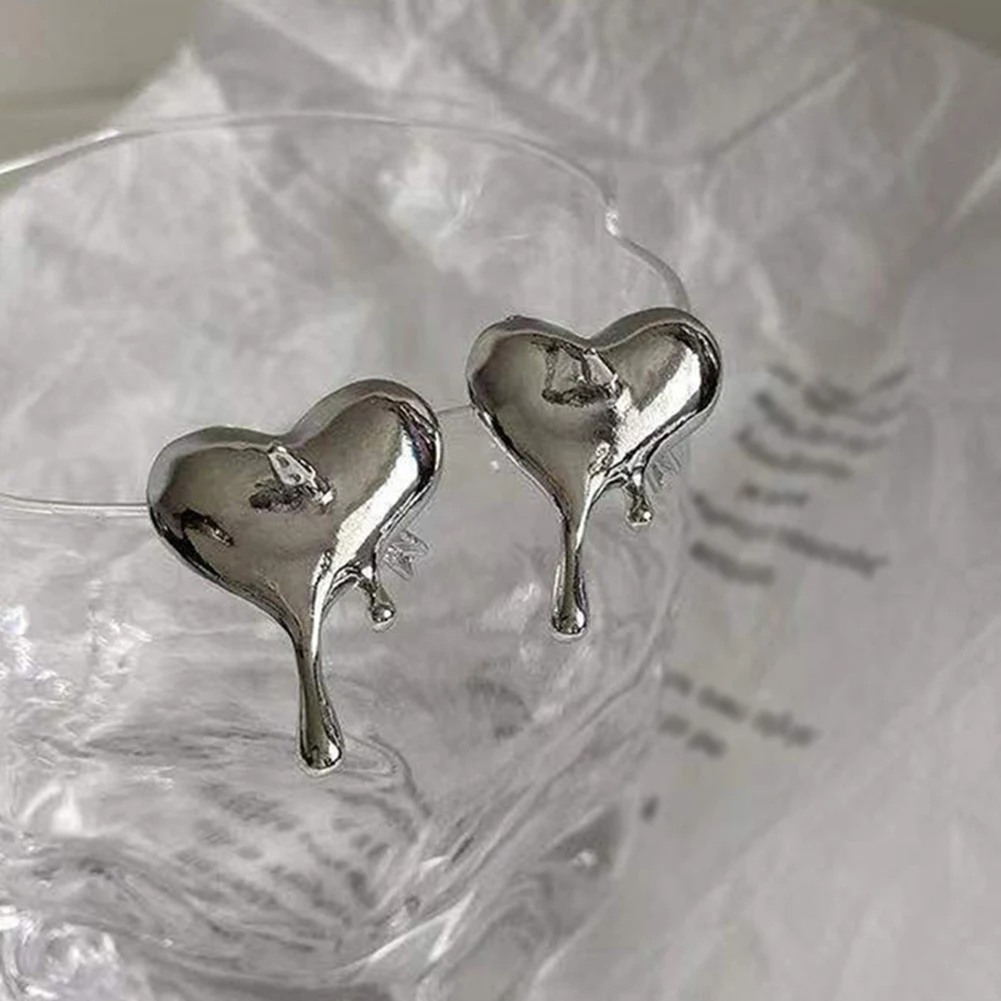 2022 New Fashion Personality Harajuku Style Metal Cupid Heart Piercing Arrow Stud Earrings For Women Punk Party Jewelry Gifts
2022 New Fashion Personality Harajuku Style Metal Cupid Heart Piercing Arrow Stud Earrings For Women Punk Party Jewelry Gifts