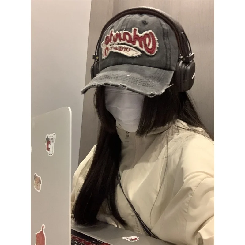 Spring and Summer Retro Make Old Ripped Duck Tongue Hot Girl Internet Celebrity Y2g Baseball Big Head Circumference Water-Washin
Spring and Summer Retro Make Old Ripped Duck Tongue Hot Girl Internet Celebrity Y2g Baseball Big Head Circumference Water-Washin