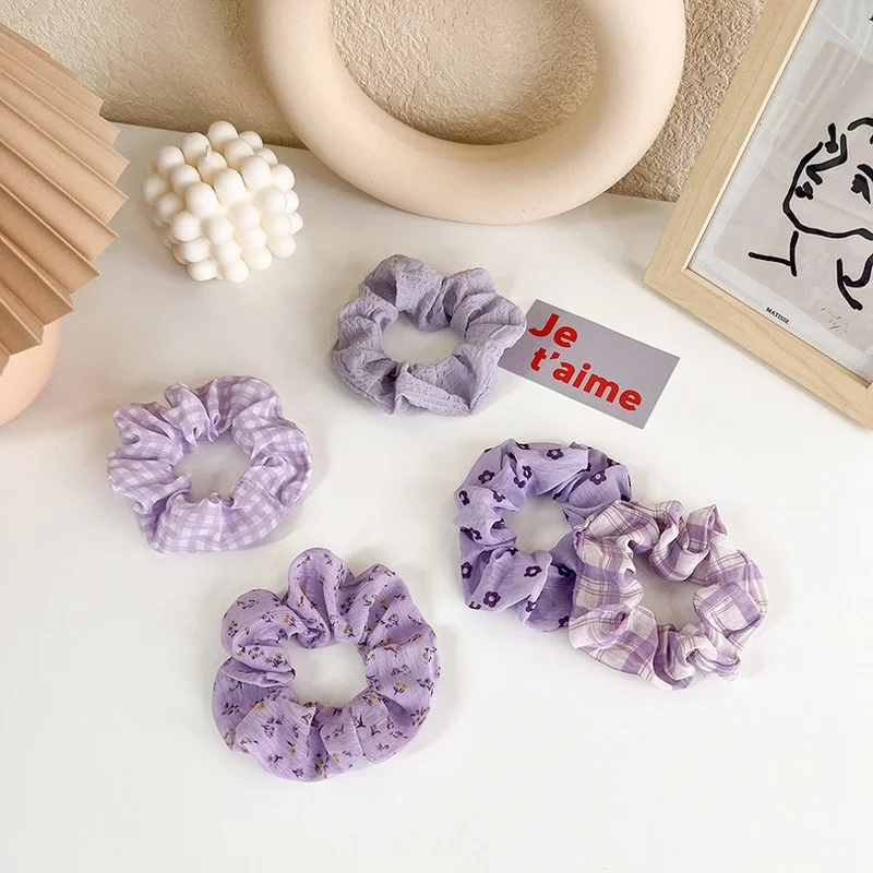 Changchun flower basket purple plaid flower ins large intestine hair ring Korean fat intestine hair ring retro French head rope
Changchun flower basket purple plaid flower ins large intestine hair ring Korean fat intestine hair ring retro French head rope