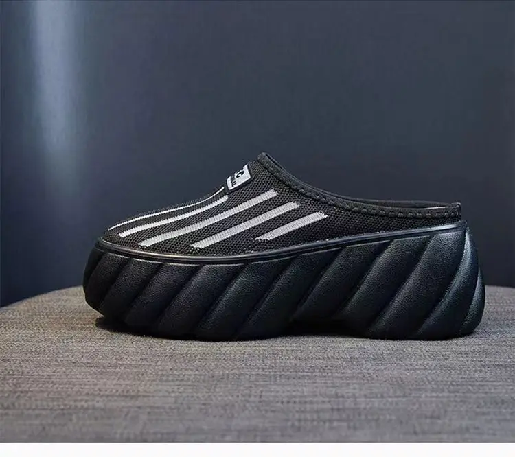 Spring and summer new chain thick bottom Baotou one word drag half support outside wear sandals, slippers, sponge cake and women
Spring and summer new chain thick bottom Baotou one word drag half support outside wear sandals, slippers, sponge cake and women