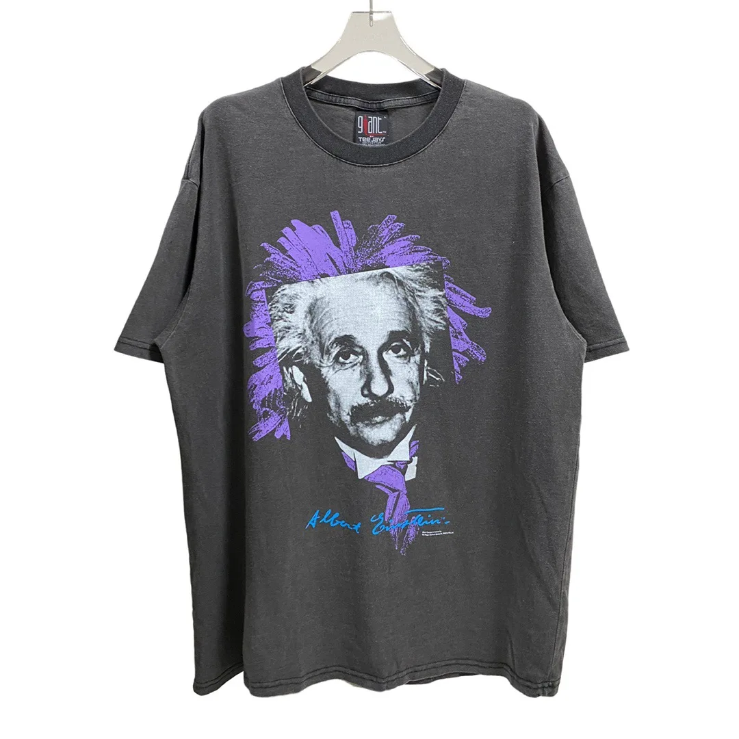2022 Summer Vintage T Shirt Men Women Distressed Tee Hip Hop Streetwear Portrait Graphic Print T Shirt Loose Short Sleeve
2022 Summer Vintage T Shirt Men Women Distressed Tee Hip Hop Streetwear Portrait Graphic Print T Shirt Loose Short Sleeve