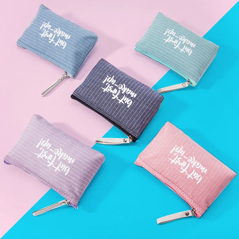 Simple Portable Makeup Bag Teacher Pouch Zipper Cosmetic Bag Travel Outdoor Toiletries Organizer Mini Canvas Storage Bags Bolsa
Simple Portable Makeup Bag Teacher Pouch Zipper Cosmetic Bag Travel Outdoor Toiletries Organizer Mini Canvas Storage Bags Bolsa