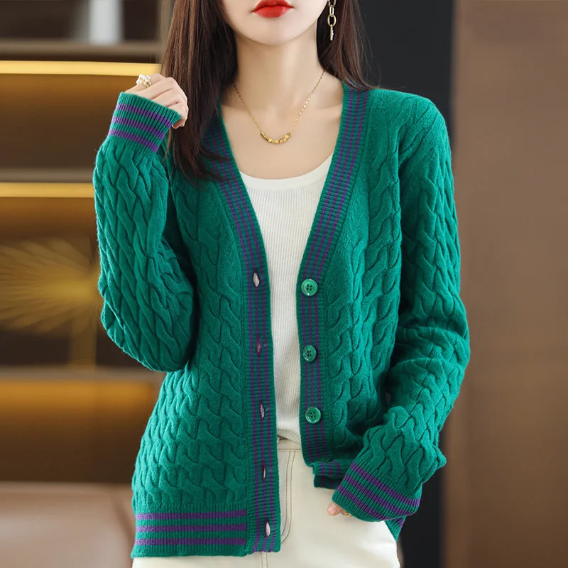 Women Outwear For Autumn V-neck Fashion Korea Single Breasted Female Tops Long Sleeves Loose Casual Coat Sweater Street Trends
Women Outwear For Autumn V-neck Fashion Korea Single Breasted Female Tops Long Sleeves Loose Casual Coat Sweater Street Trends