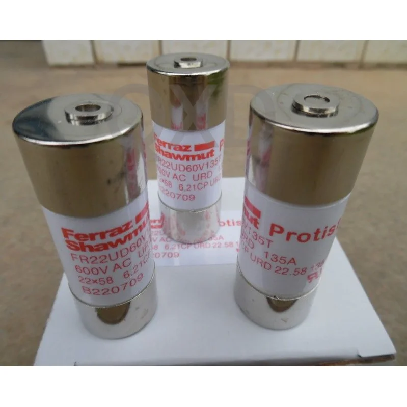 Fuses: FR22UD69V20T 6,921 CP URD 22.58 20 P093117 / FR22UD69V25T H093801 / FR22UD69V32T C093957 / FR22UD69V40T J093802 aR
Fuses: FR22UD69V20T 6,921 CP URD 22.58 20 P093117 / FR22UD69V25T H093801 / FR22UD69V32T C093957 / FR22UD69V40T J093802 aR
