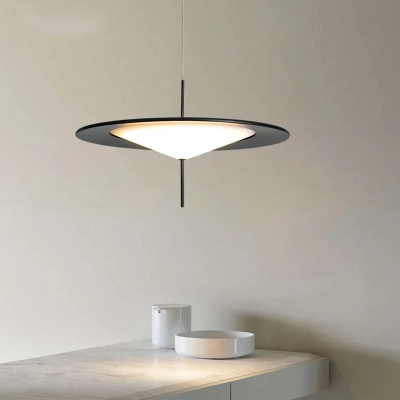 

Nordic Designer UFO Pendant Lights Creative Modern Hanglamp For Dining Room Bedroom Study Home Deco Light Kiechen Fixtures