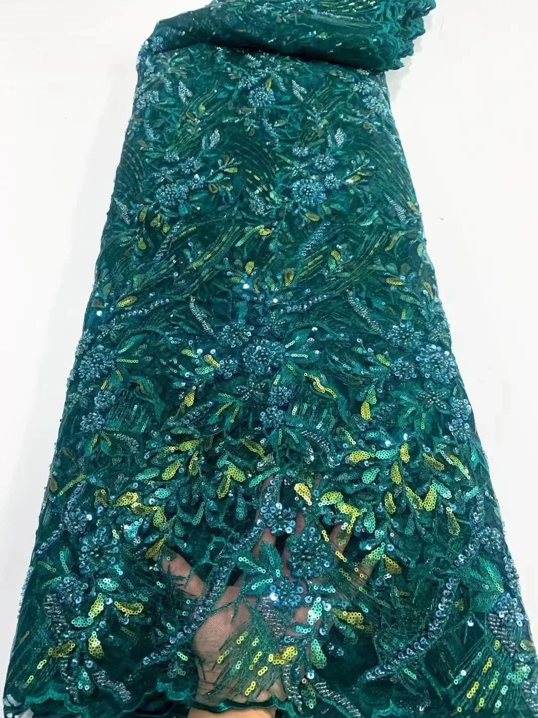 African Squins Lace Fabric 2022 Green 3D Flowers Mesh lace fabric Beaded Lace fabric for Party Women Wedding 5yards
African Squins Lace Fabric 2022 Green 3D Flowers Mesh lace fabric Beaded Lace fabric for Party Women Wedding 5yards