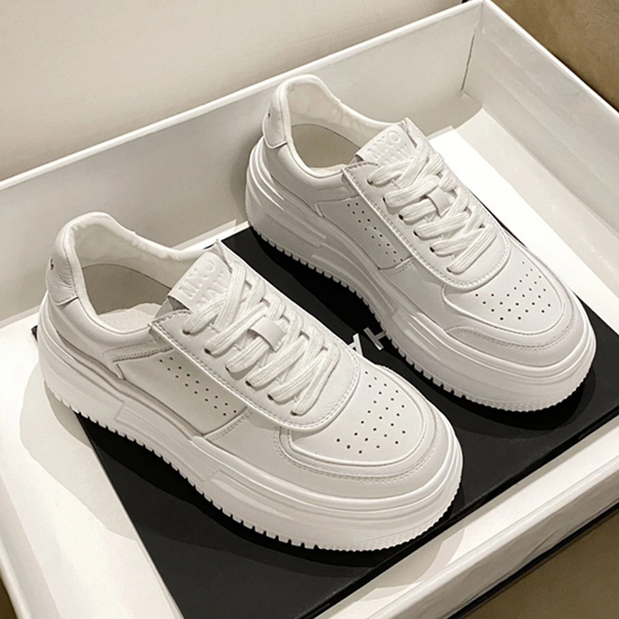 Withered Fashion Thick-Soled Casual White Shoes Women Women's Shoes aAll-match Lightweight Breathable Leather Sneakers
Withered Fashion Thick-Soled Casual White Shoes Women Women's Shoes aAll-match Lightweight Breathable Leather Sneakers
