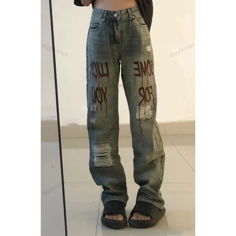 Y2K Washed And Spray-painted American Street Popular Ripped Jeans For Women Retro Hip-hop Loose Wide-leg Trousers Baggy Jeans
Y2K Washed And Spray-painted American Street Popular Ripped Jeans For Women Retro Hip-hop Loose Wide-leg Trousers Baggy Jeans