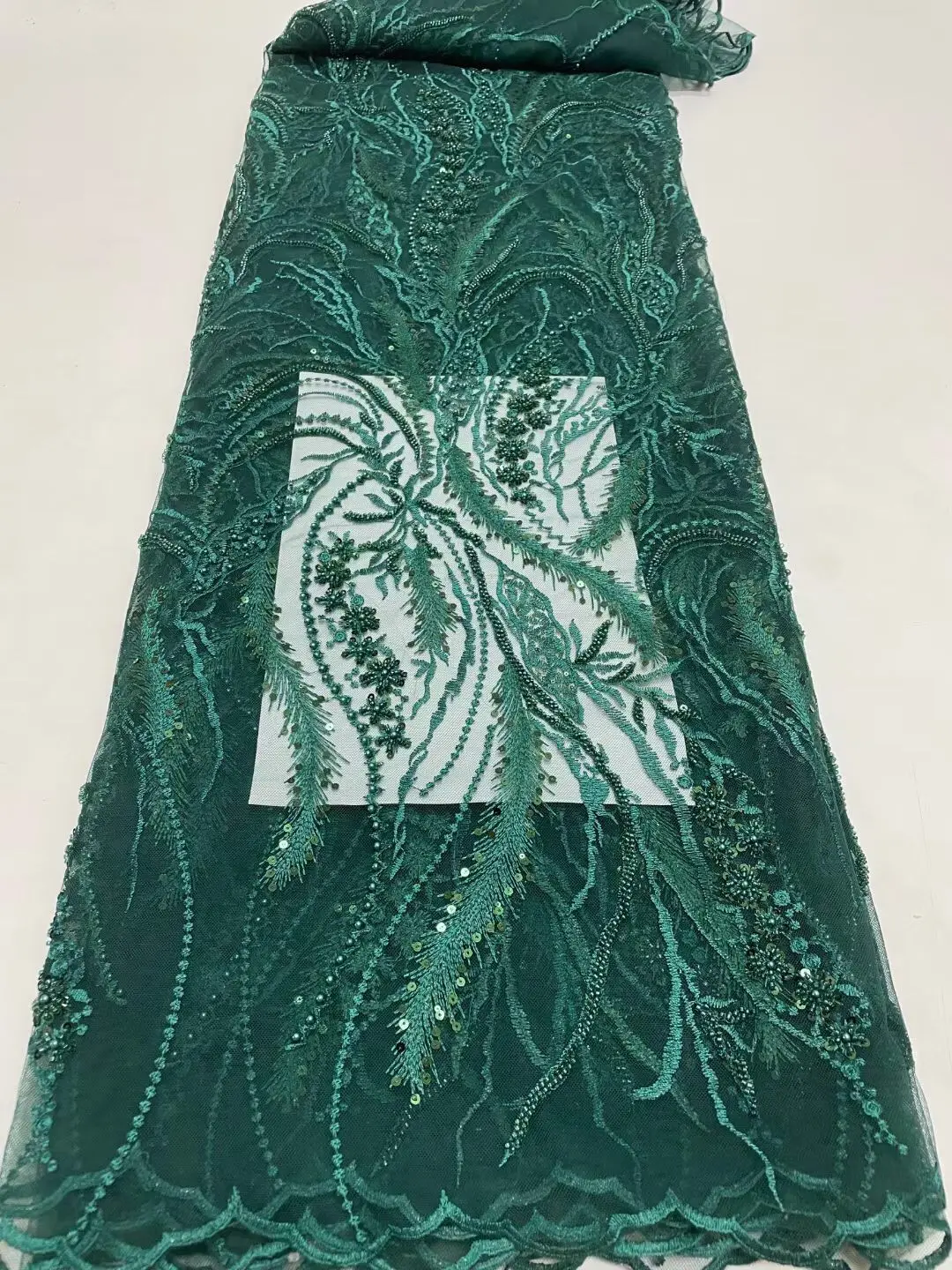Latest Beads African Lace ZH-10988615 High Quality Sequins Nigerian French Tulle Lace Fabric Embroidery for Women Dress
Latest Beads African Lace ZH-10988615 High Quality Sequins Nigerian French Tulle Lace Fabric Embroidery for Women Dress