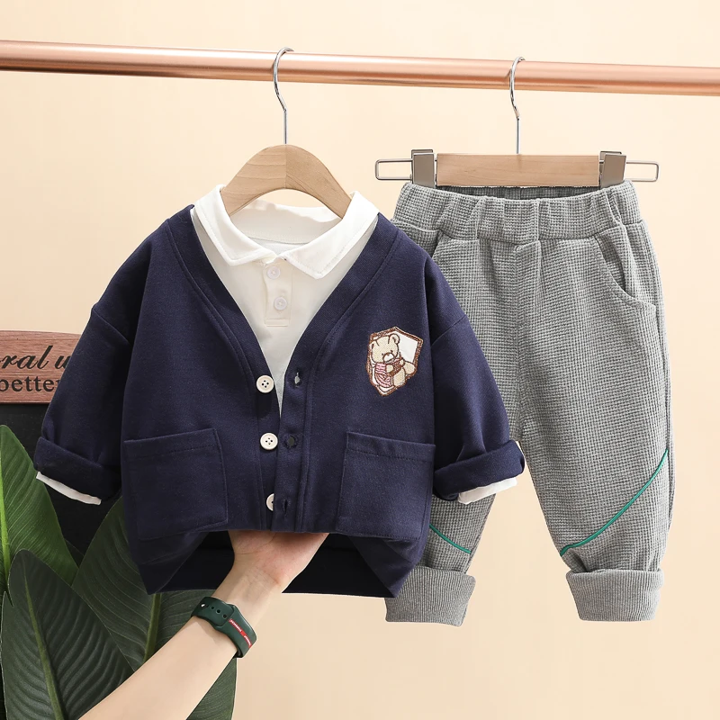 Kids Clothing Sets for Baby Boys Coats T Shirt Pants 2022 Autumn Children Sportswear Cartoon Bear Newborn Infant Clothes Outfits
Kids Clothing Sets for Baby Boys Coats T Shirt Pants 2022 Autumn Children Sportswear Cartoon Bear Newborn Infant Clothes Outfits