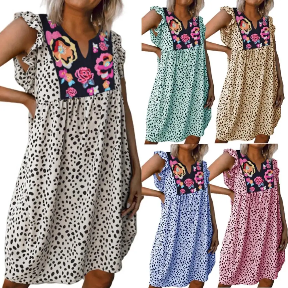 Oversize Summer Dress Women 2022 Fashion Female V Neck Short Sleeve Heart Print Short Mini Dress High Waist Beach Dresses
Oversize Summer Dress Women 2022 Fashion Female V Neck Short Sleeve Heart Print Short Mini Dress High Waist Beach Dresses