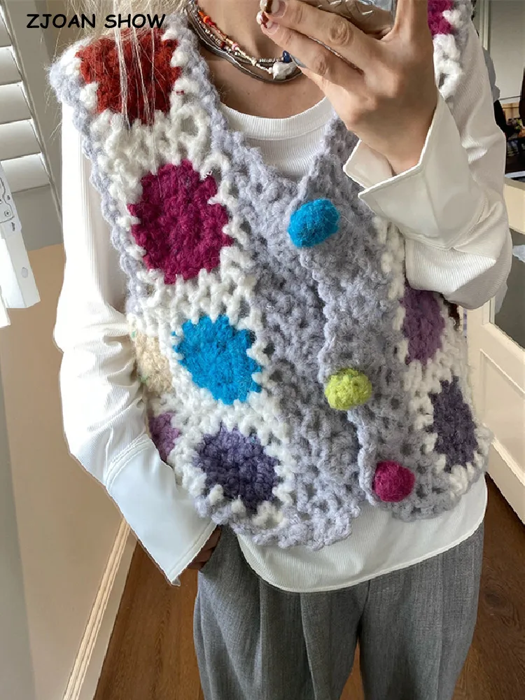 2022 BOHO Colored Plaid Flower Hand Crochet Cardigan Vintage Woman V neck Sleeveless Center Buttons Sweater Knitwear Jumper
2022 BOHO Colored Plaid Flower Hand Crochet Cardigan Vintage Woman V neck Sleeveless Center Buttons Sweater Knitwear Jumper