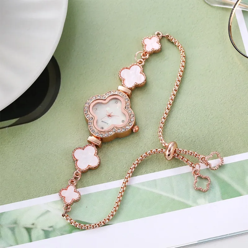 

Brand Women's Four-leaf Clover Bracelet Watch Thin Strap Rhinestone Shell Small Dial Quartz Watches Adjustable Strap Wristwatch