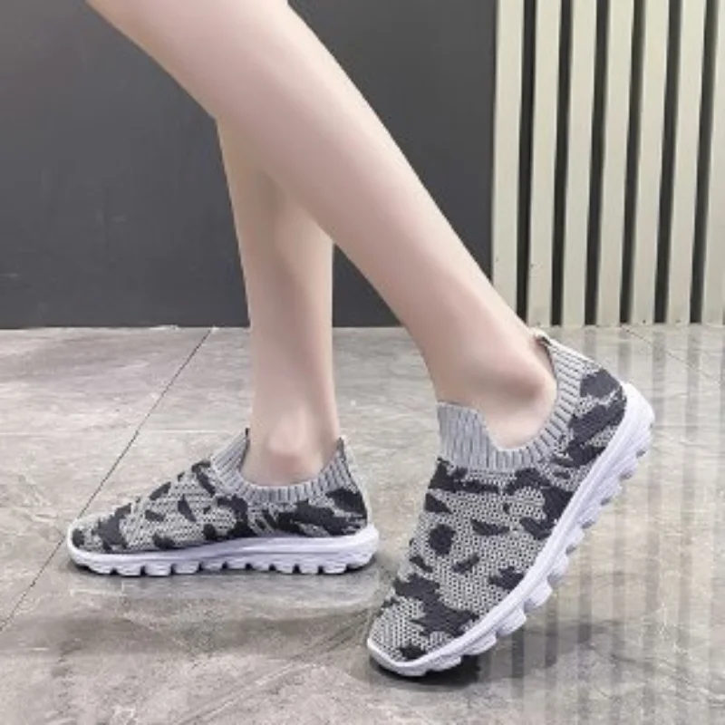 Women Flat Shoes Cartoon Breathable Mesh Sneaker Femme Slip-on Loafers Beach Footwear zapatos de mujer
Women Flat Shoes Cartoon Breathable Mesh Sneaker Femme Slip-on Loafers Beach Footwear zapatos de mujer