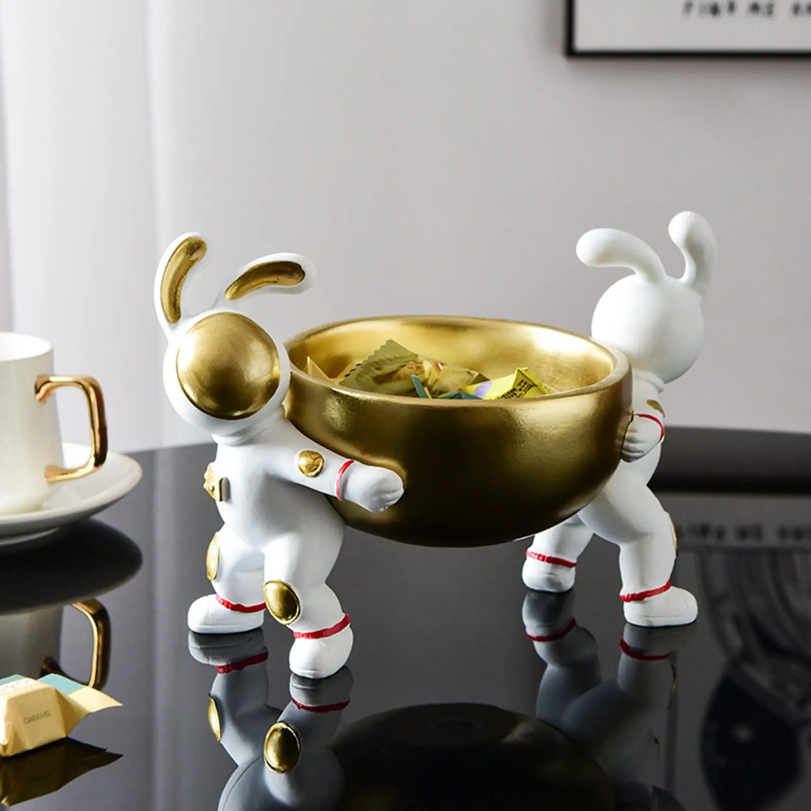 Скандинавский кролик, фигурка астронавта, поднос для закусок, ювелирные изделия, серьги, косметический держатель для ключей, миска для хран...
Скандинавский кролик, фигурка астронавта, поднос для закусок, ювелирные изделия, серьги, косметический держатель для ключей, миска для хран...