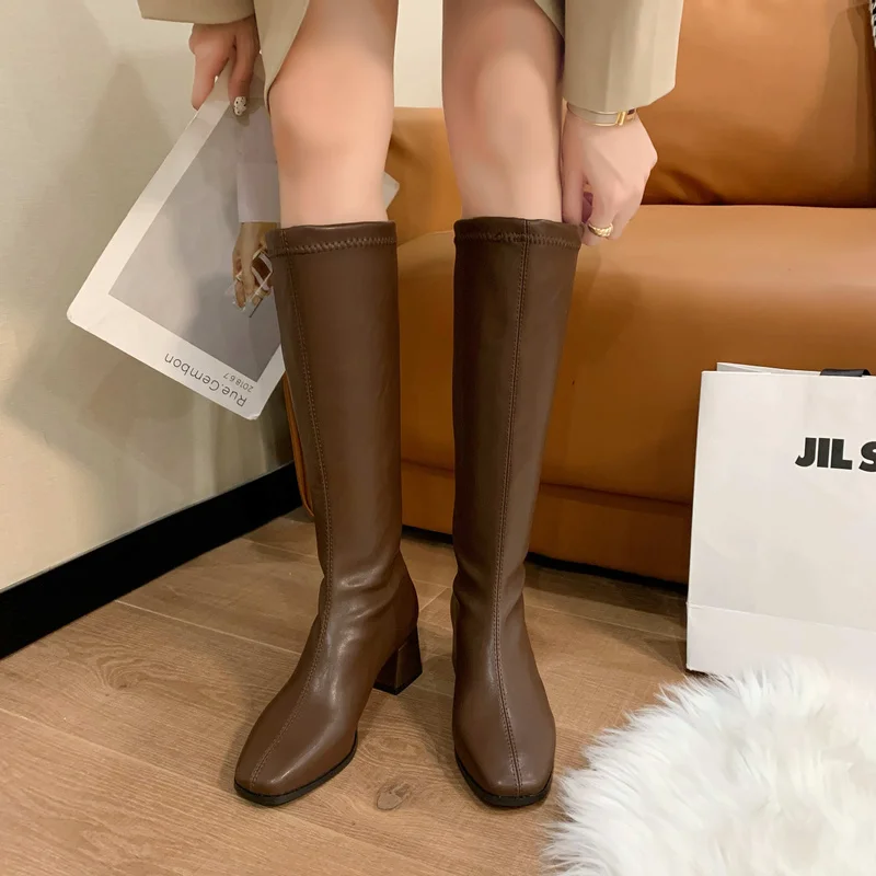 2022 New Women's Boots Fashion Women Black High Heels Long Boots Warm Knee High Boots Soft Leather Thigh High Boots Shoes
2022 New Women's Boots Fashion Women Black High Heels Long Boots Warm Knee High Boots Soft Leather Thigh High Boots Shoes