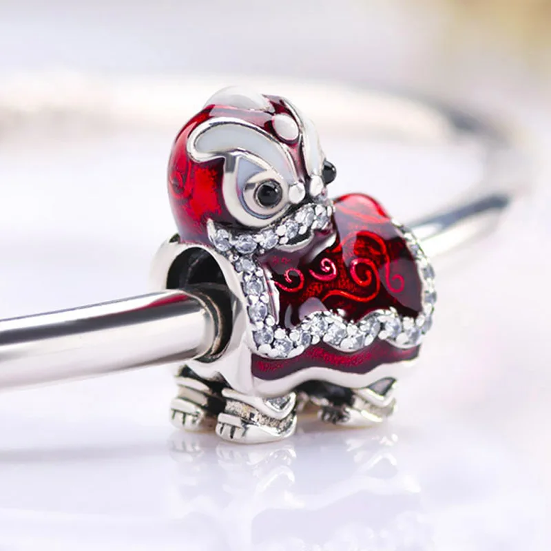 Женский браслет из серебра 925 пробы, с подвеской в виде танцующего льва
Женский браслет из серебра 925 пробы, с подвеской в виде танцующего льва