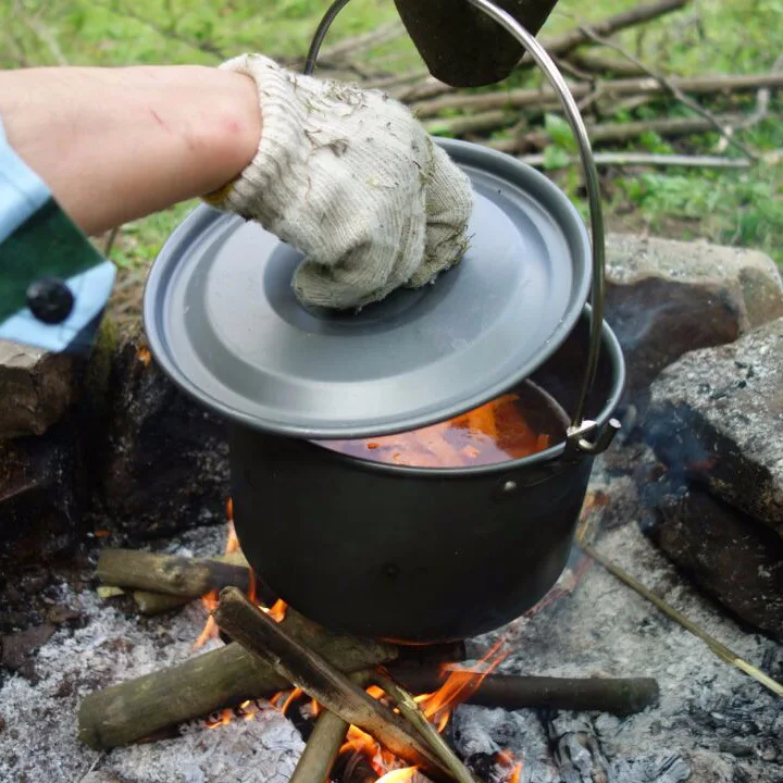 Outdoor Picnic Single Pot Aluminum Alloy Camping Hanging Pot Sit 5-8 People Marching Pot Picnic Cauldron Camp Pot Set Pot
Outdoor Picnic Single Pot Aluminum Alloy Camping Hanging Pot Sit 5-8 People Marching Pot Picnic Cauldron Camp Pot Set Pot