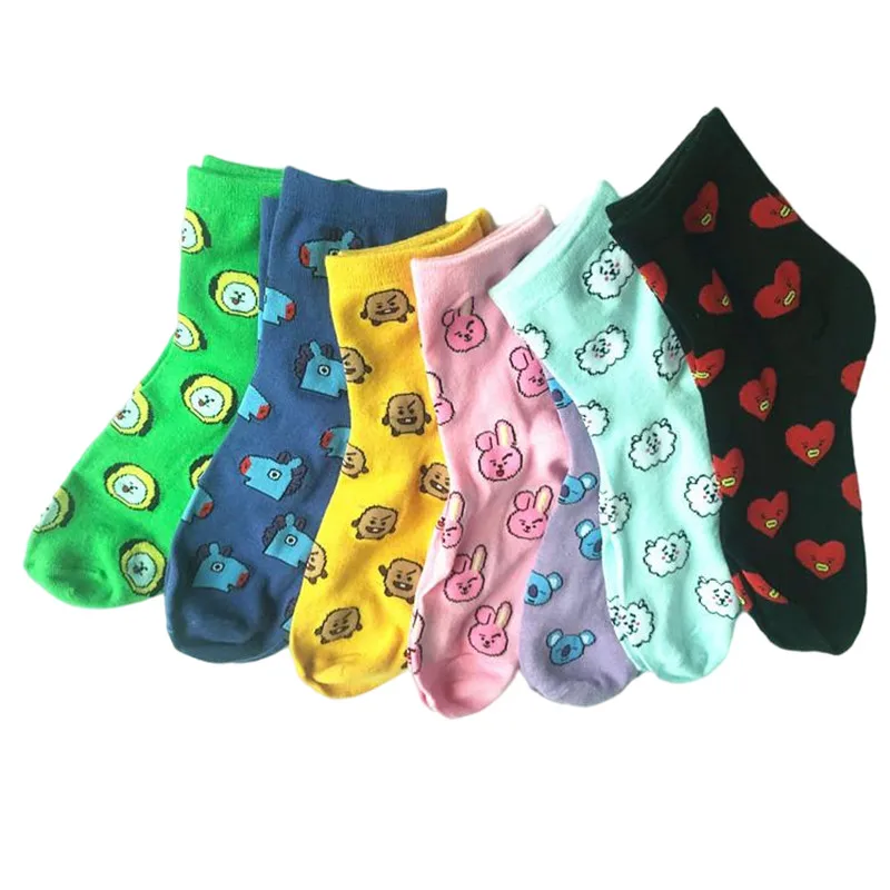 Новые Симпатичные хлопковые жаккардовые чулки Kawaii Btss Bt21 с героями мультфильмов из аниме «около пары», Плюшевые Спортивные носки
Новые Симпатичные хлопковые жаккардовые чулки Kawaii Btss Bt21 с героями мультфильмов из аниме «около пары», Плюшевые Спортивные носки