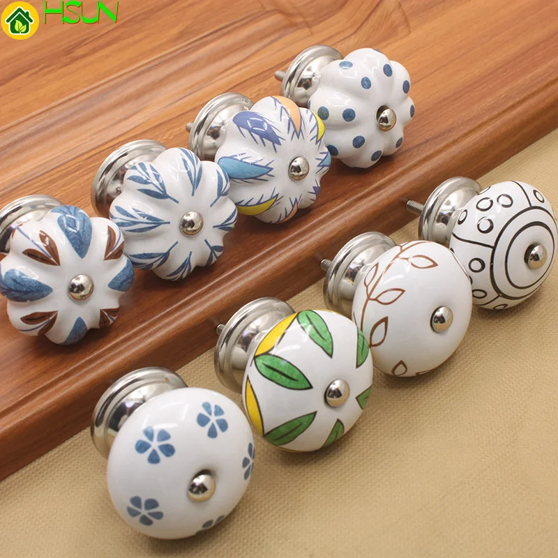 2 pcs Ceramic single hole handle European antique Mediterranean Garden drawer cabinet wardrobe shoe cabinet door handle
2 pcs Ceramic single hole handle European antique Mediterranean Garden drawer cabinet wardrobe shoe cabinet door handle