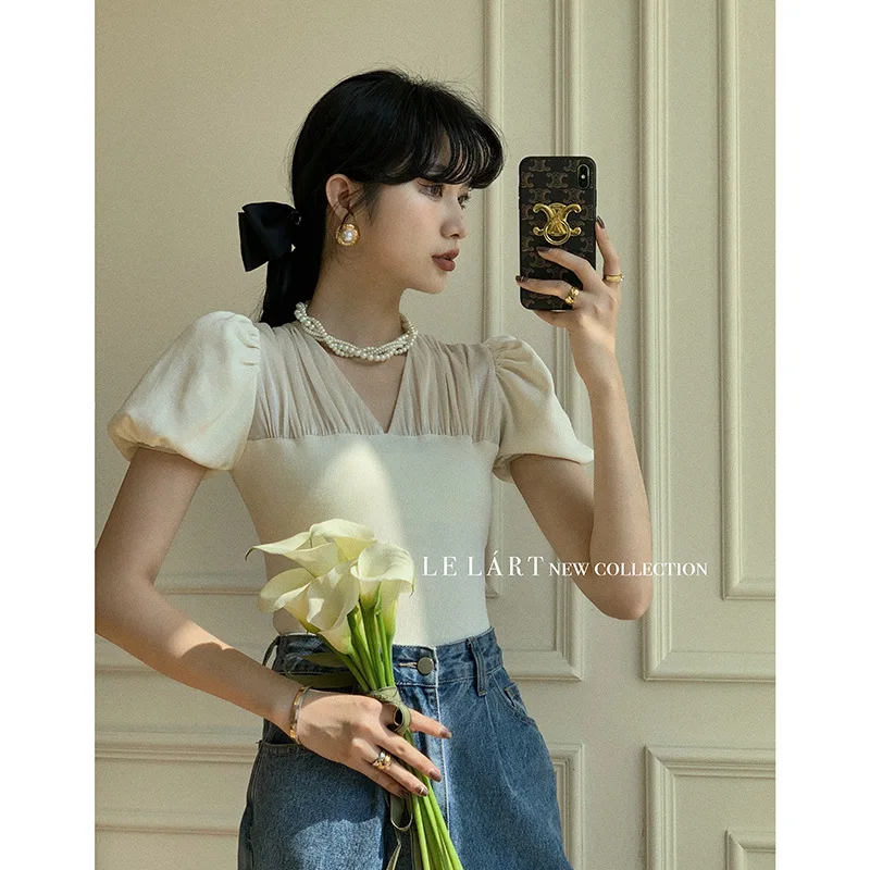 Solaina V-neck Mesh Stitching Bubble Sleeve Knit Lace Collar Woman Summer 2022 Tops Women's Clothing Female Clothing Sweaters
Solaina V-neck Mesh Stitching Bubble Sleeve Knit Lace Collar Woman Summer 2022 Tops Women's Clothing Female Clothing Sweaters