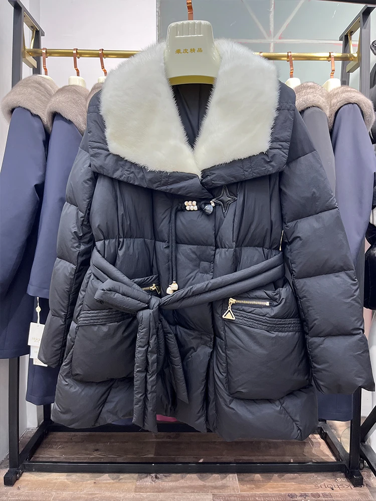 2023 New Women Goose Down Jacket Mink Fur Collar Warm Thick Luxury Clothing Parkas Female Puffer Jacket Winter
2023 New Women Goose Down Jacket Mink Fur Collar Warm Thick Luxury Clothing Parkas Female Puffer Jacket Winter