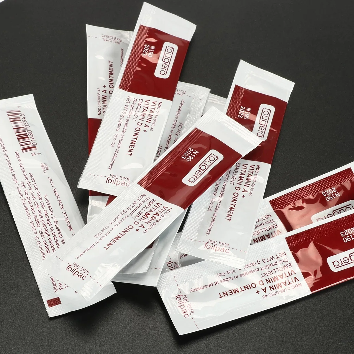 100Pcs Tattoo Scar Repair Cream Fougera Vitamin A&D Ointment Cream Natural Skin Repairing Healing Cream Tattoo Aftercare Cream
100Pcs Tattoo Scar Repair Cream Fougera Vitamin A&D Ointment Cream Natural Skin Repairing Healing Cream Tattoo Aftercare Cream