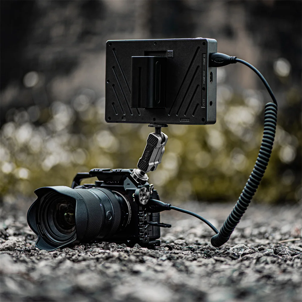 Universal 1/4 Cold Shoe Mount Extend Fixed Stand Holder Bracket Support LED Video Microphone Monitor Flash Light For DSLR Camera
Universal 1/4 Cold Shoe Mount Extend Fixed Stand Holder Bracket Support LED Video Microphone Monitor Flash Light For DSLR Camera