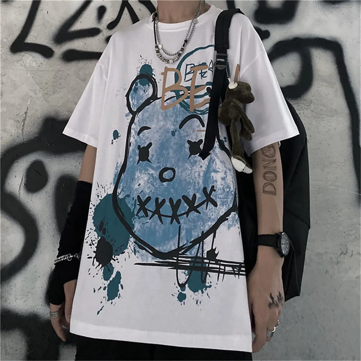 White Devil Bear Print Tshirt Streetwear Loose Summer INS Tops Boyfriend Oversize Short Sleeve Couple T Shirt Funny Boys T Shirt
White Devil Bear Print Tshirt Streetwear Loose Summer INS Tops Boyfriend Oversize Short Sleeve Couple T Shirt Funny Boys T Shirt