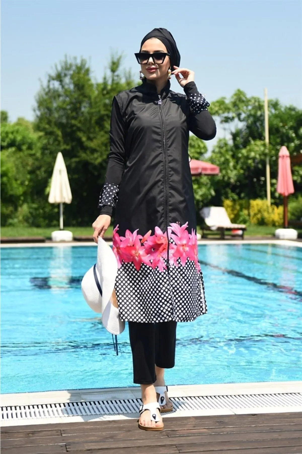 Muslim Burkinis Black Woven Swimwear Modest Summer Clothing Hijab Sport Swimsuit Islamic Full Cover Swimwear
Muslim Burkinis Black Woven Swimwear Modest Summer Clothing Hijab Sport Swimsuit Islamic Full Cover Swimwear
