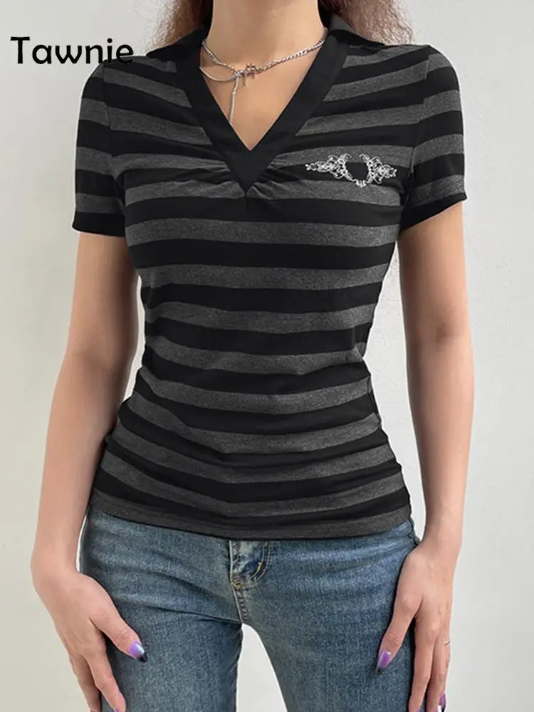 Tawnie 2022 Summer Y2K Striped Crop Top Retro Fairy Grunge Short Sleeve V Neck T Shirt Women Casual Basic Tee Shirt Aesthetic
Tawnie 2022 Summer Y2K Striped Crop Top Retro Fairy Grunge Short Sleeve V Neck T Shirt Women Casual Basic Tee Shirt Aesthetic
