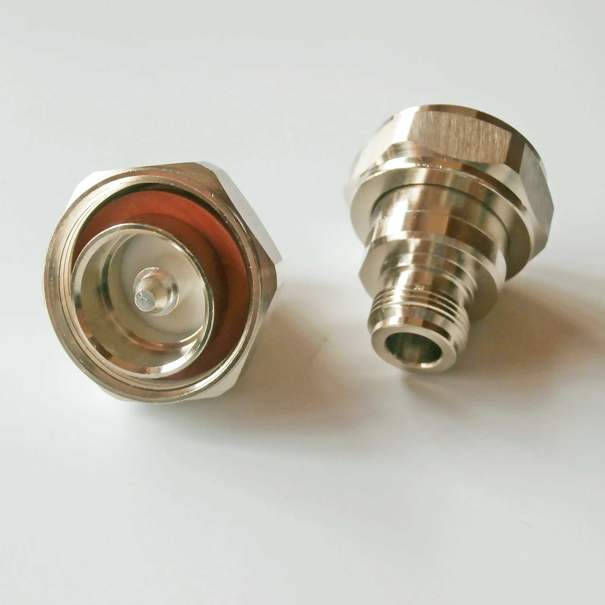 1X Pcs Adapter 7/16 DIN L29 Male To N Female Plug Cable Connector Socket N - DIN L29 Jack Straight Brass Coaxial RF Adapters
1X Pcs Adapter 7/16 DIN L29 Male To N Female Plug Cable Connector Socket N - DIN L29 Jack Straight Brass Coaxial RF Adapters