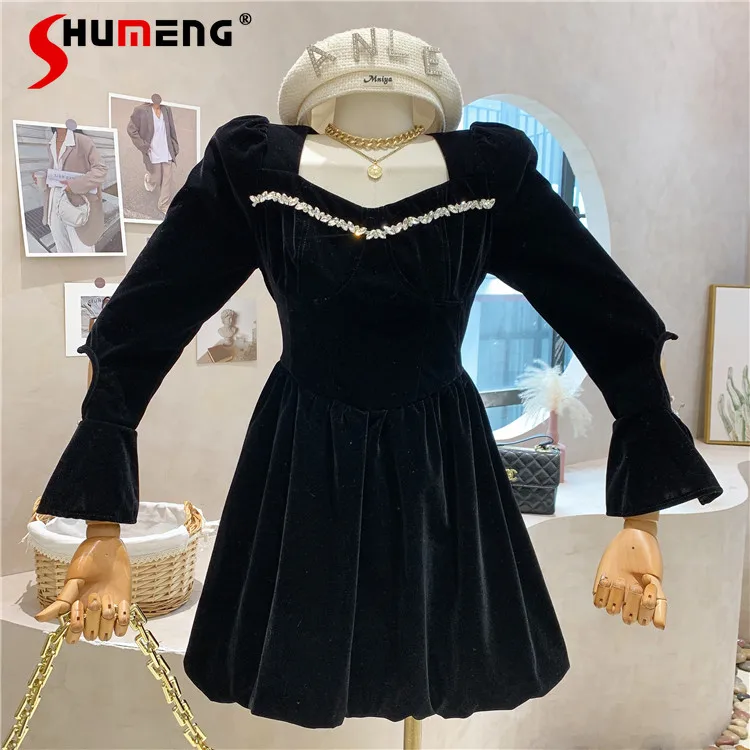 2022 Spring Elegant Pullover Diamonds High Waist Black Short Dresses Lady Rhinestone Long Sleeve A- Line Velvet Dress for Women
2022 Spring Elegant Pullover Diamonds High Waist Black Short Dresses Lady Rhinestone Long Sleeve A- Line Velvet Dress for Women