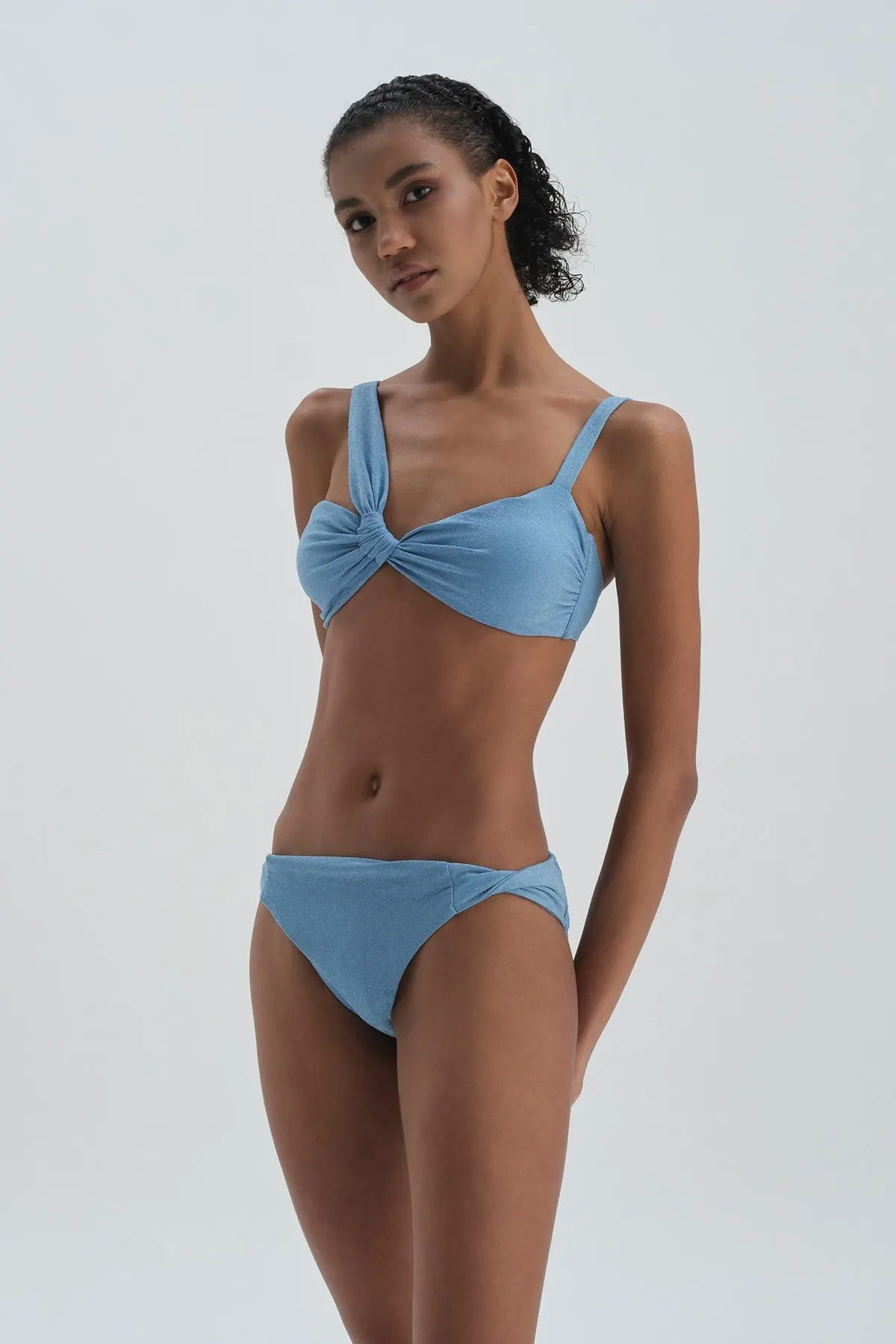 Women's Bikini Blue Strapless Bikini Top Swimwear Lady Swimsuit Sexy Bikini 2022 New Push Up Bikini Set Suit
Women's Bikini Blue Strapless Bikini Top Swimwear Lady Swimsuit Sexy Bikini 2022 New Push Up Bikini Set Suit