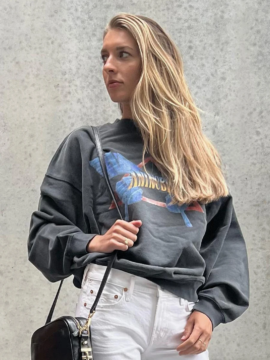 Butterfly Letter Vintage Sweatshirts Casual Loose O-Neck Streetwear SweatshirtSport Punk Wild Long Sleeve Pullover Tops 2023
Butterfly Letter Vintage Sweatshirts Casual Loose O-Neck Streetwear SweatshirtSport Punk Wild Long Sleeve Pullover Tops 2023