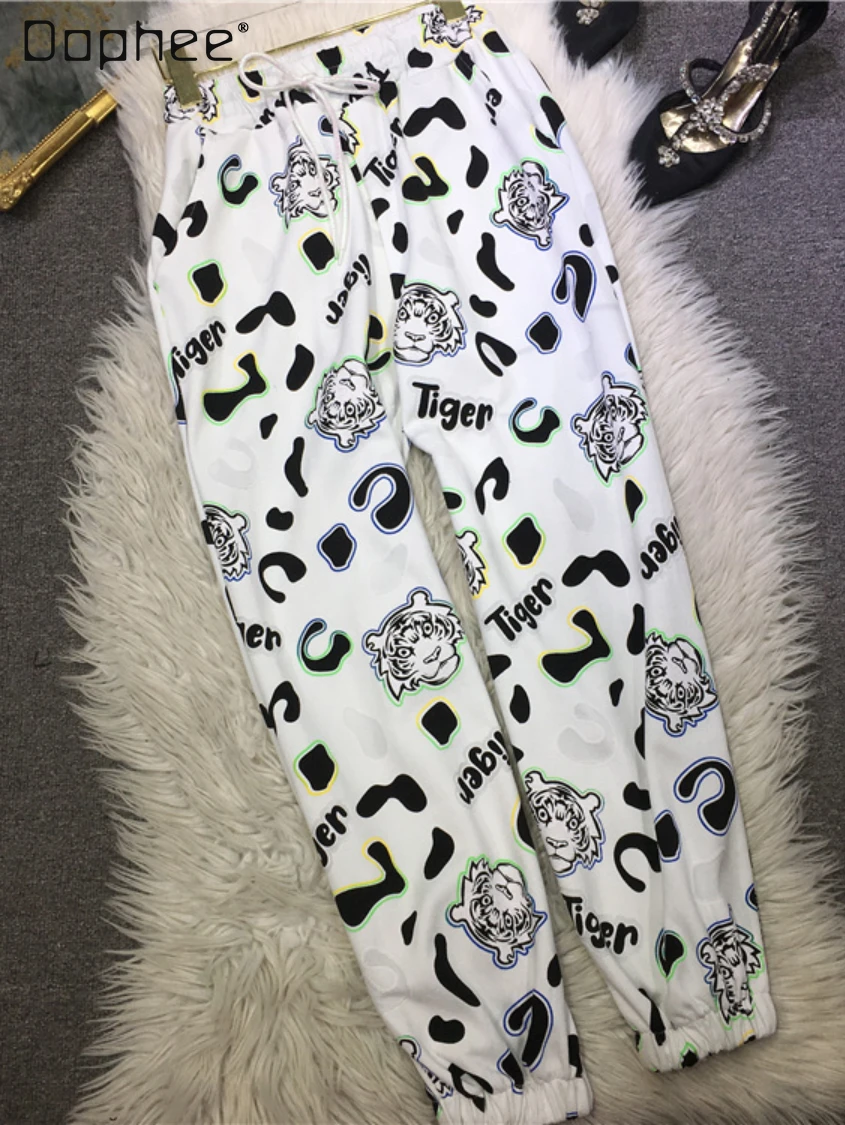 Cartoon Tiger Print Color Sweatpants Women's 2022 Autumn New Elastic Waist Large Size Cotton Track Pants Female Casual Pants
Cartoon Tiger Print Color Sweatpants Women's 2022 Autumn New Elastic Waist Large Size Cotton Track Pants Female Casual Pants
