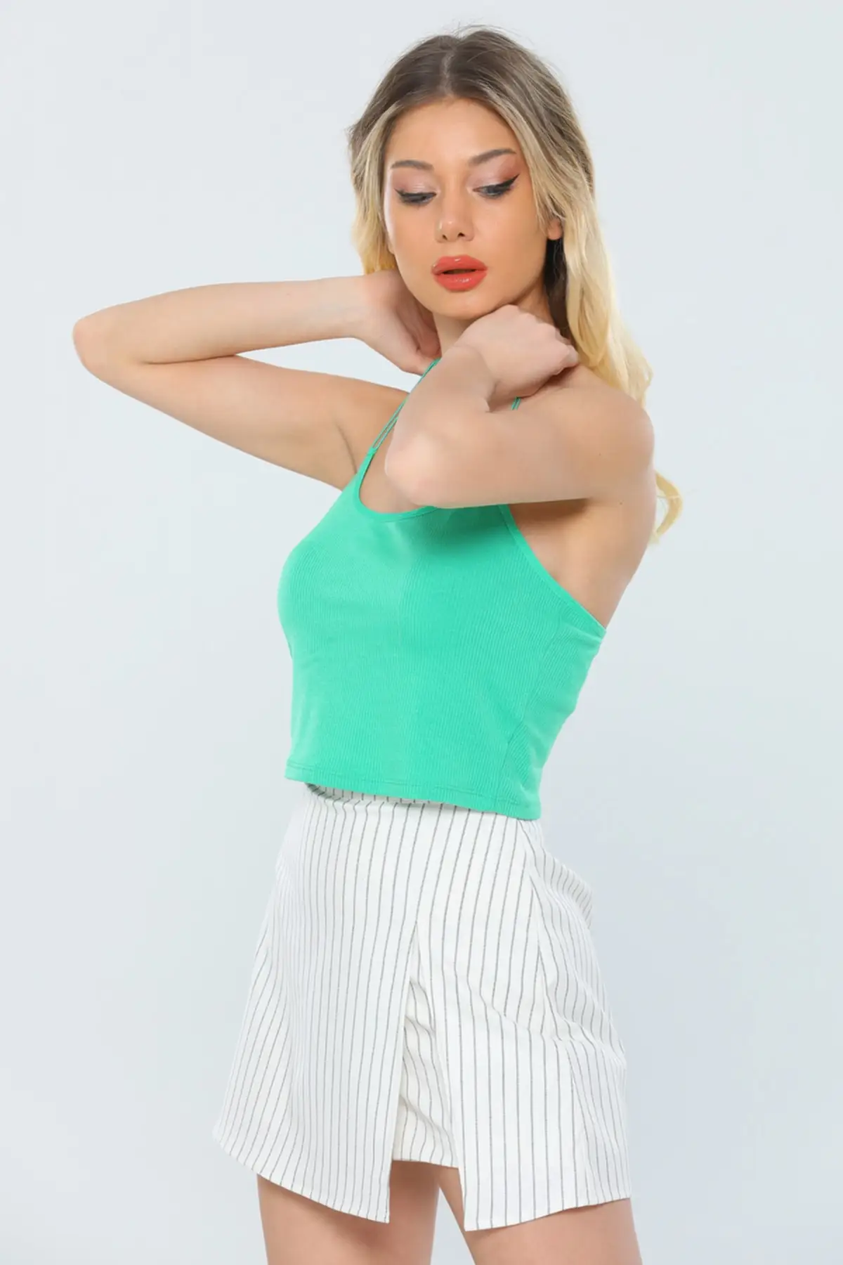 Women's Summer Crop Top Blouse Green Lycra Rope Strap Back Lace Crop top Blouse hot girl Top boots toming shirt
Women's Summer Crop Top Blouse Green Lycra Rope Strap Back Lace Crop top Blouse hot girl Top boots toming shirt